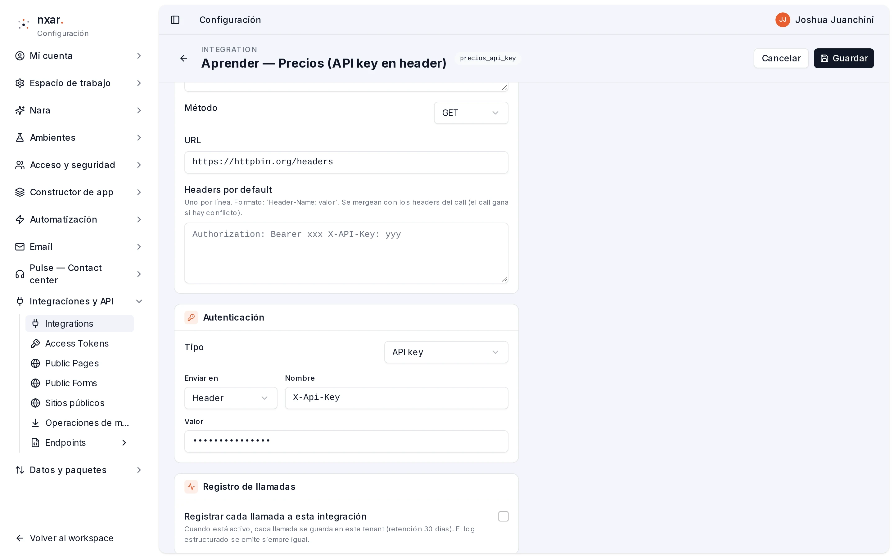 Bloque Autenticación con Tipo API key, Enviar en Header, Nombre X-Api-Key y Valor enmascarado